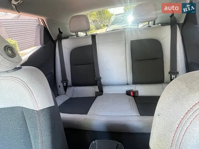 chevrolet_bolt-ev__643926460fx